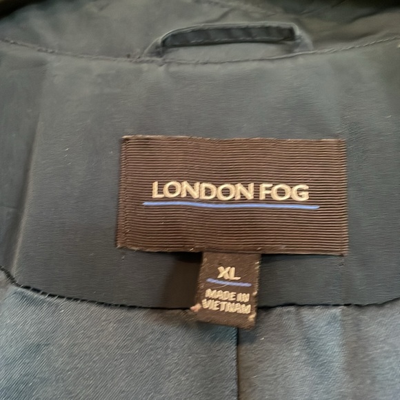 Women’s London Fog XL blue steel rain coat. - Picture 3 of 15
